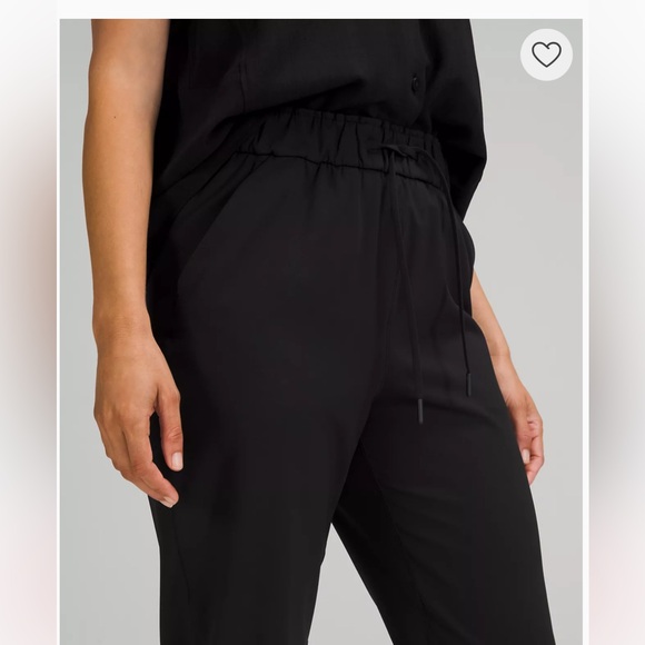 Lululemon Black Joggers - Size 2 - Picture 3 of 15